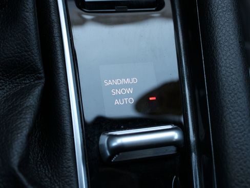 Used 2024 Jeep Compass Latitude AWD/4WD image 36