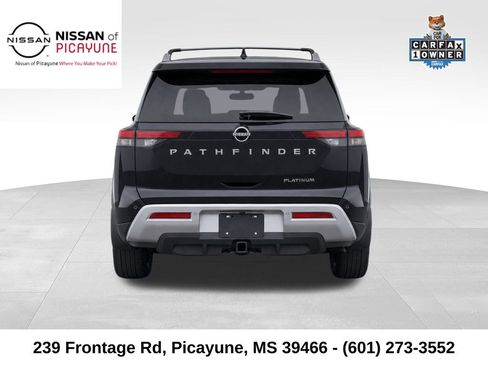 Used 2022 Nissan Pathfinder Platinum w/ Cargo Package FWD image 9