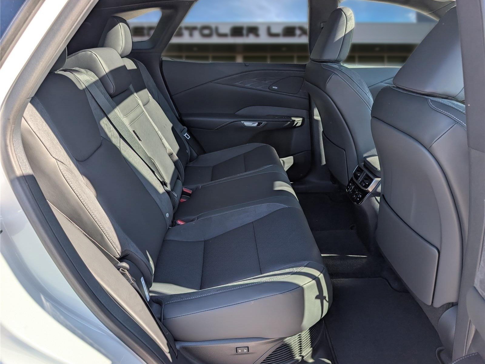 New 2026 Lexus RX 350 w/ Convenience Package AWD/4WD image 8