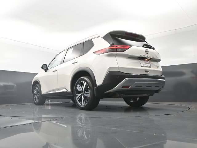 Certified 2023 Nissan Rogue Platinum w/ Platinum Premium Package AWD/4WD image 29