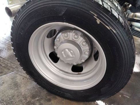 New 2026 RAM 5500 Tradesman image 15