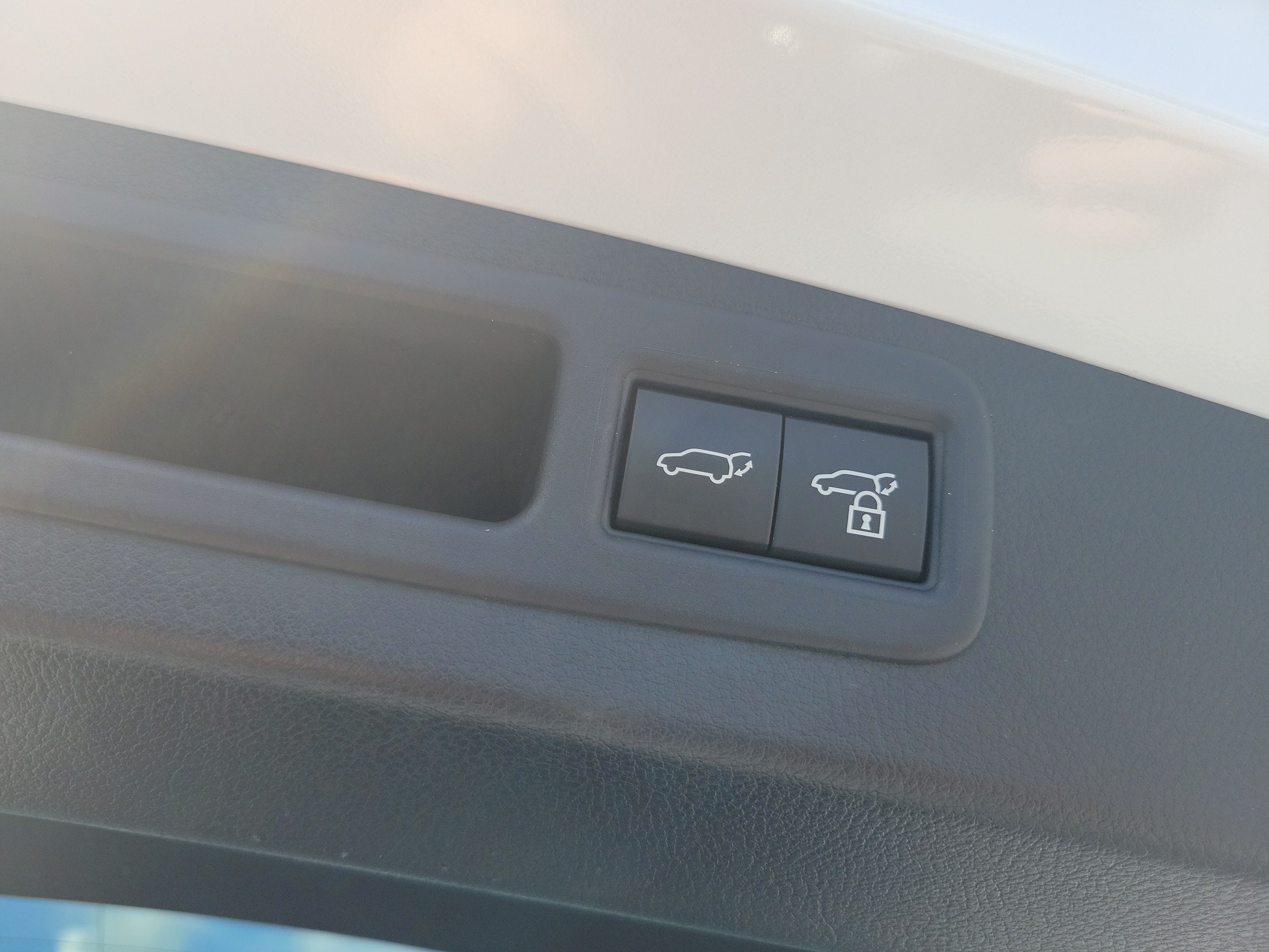 Certified 2024 Lexus RX 350 FWD w/ Technology Package image 10