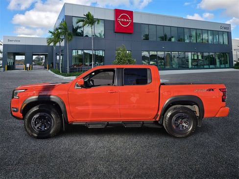 Certified 2025 Nissan Frontier PRO-4X w/ Pro Convenience Package image 4