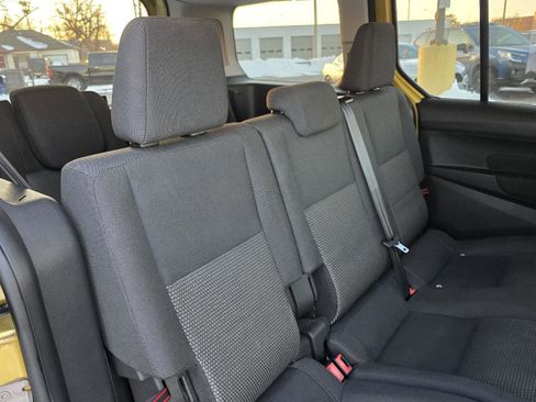 Used 2017 Ford Transit Connect XL image 21