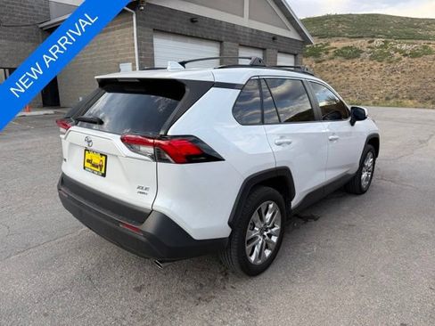Used 2025 Toyota RAV4 XLE Premium w/ Weather Package AWD/4WD image 6