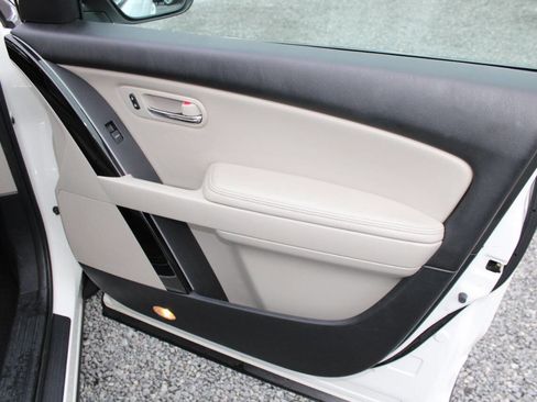 Used 2011 MAZDA CX-9 Touring image 20