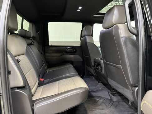 Used 2024 Chevrolet Silverado 2500 ZR2 w/ Technology Package image 66