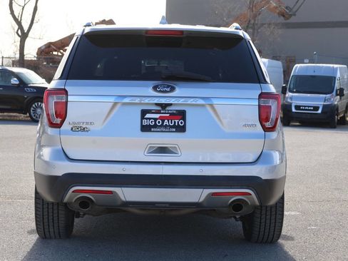 Used 2017 Ford Explorer Limited image 10