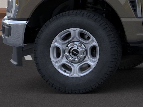 New 2026 Ford F250 XLT w/ XLT Premium Package image 19