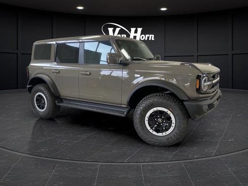 New 2025 Ford Bronco Outer Banks w/ Sasquatch Package image 39