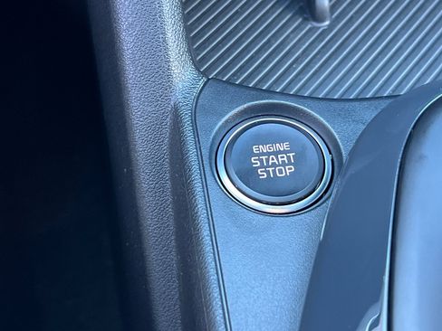 Used 2025 Kia K4 EX image 22