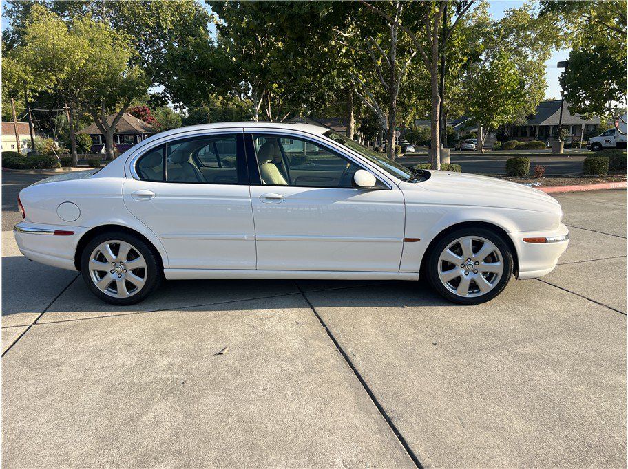 Used 2004 Jaguar X-TYPE 3.0 AWD/4WD image 4