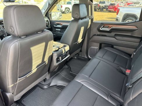 Used 2023 GMC Sierra 1500 Denali w/ Denali Reserve Package AWD/4WD image 18