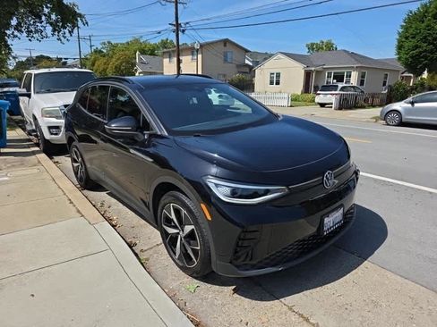Used 2023 Volkswagen ID.4 Pro S AWD/4WD image 3