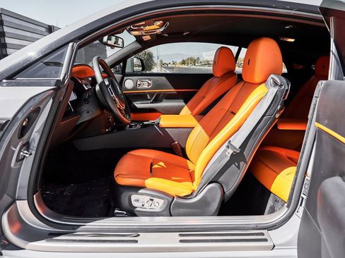 Used 2020 Rolls-Royce Wraith RWD image 28