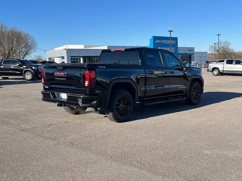 Used 2023 GMC Sierra 1500 Pro w/ Graphite Edition image 5