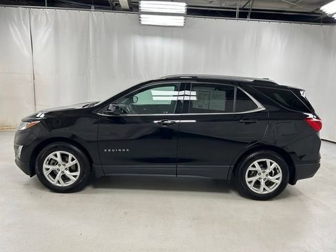 Used 2020 Chevrolet Equinox LT FWD image 8
