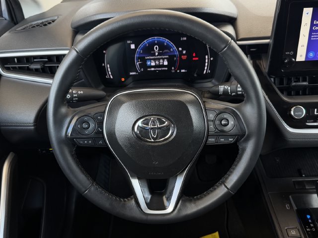 Certified 2026 Toyota Corolla Cross LE FWD image 14