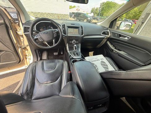 Used 2017 Ford Edge Titanium w/ Equipment Group 301A AWD/4WD image 15