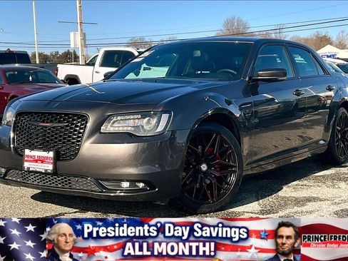 Used 2022 Chrysler 300 S image 3