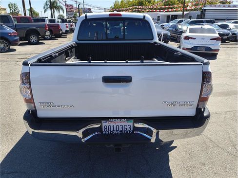 Used 2009 Toyota Tacoma PreRunner RWD image 11
