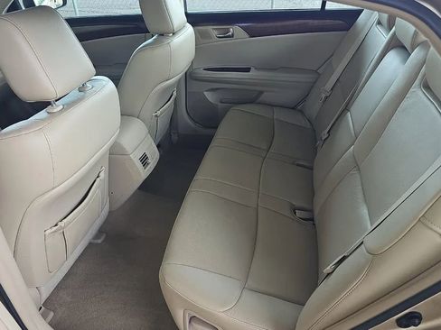 Used 2011 Toyota Avalon FWD image 6