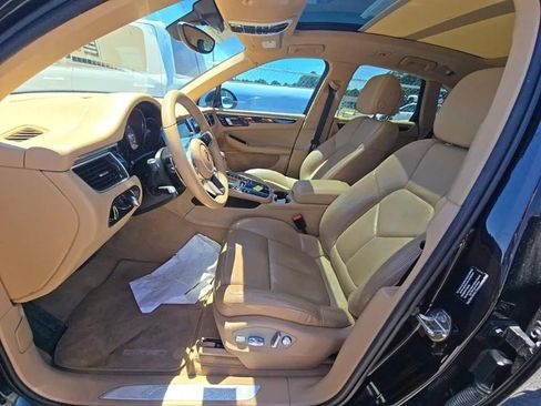 Used 2015 Porsche Macan S w/ Premium Package Plus AWD/4WD image 7