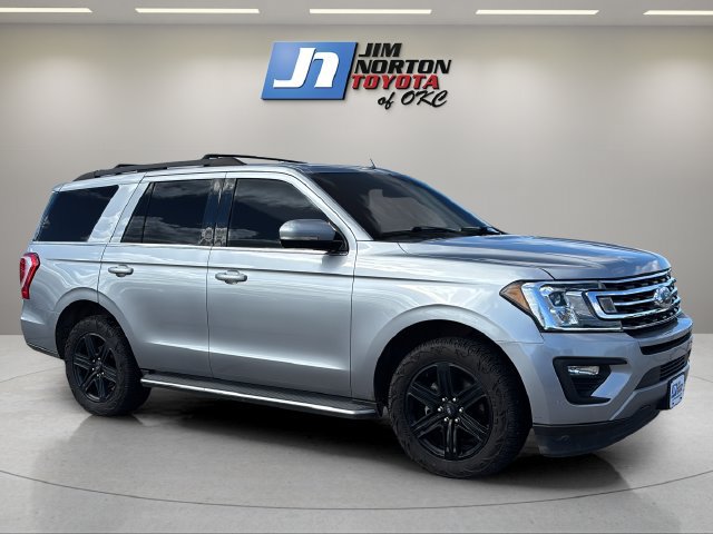 Used 2020 Ford Expedition XLT w/ Equipment Group 202A RWD image 3