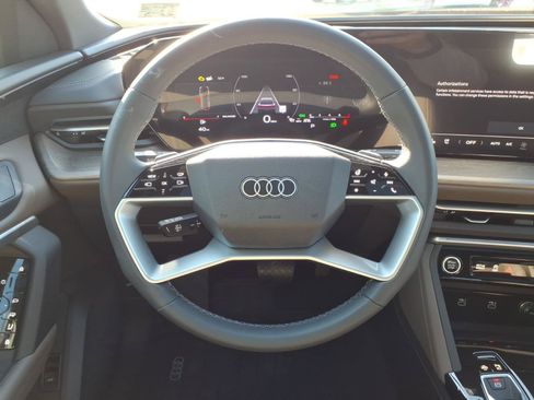Used 2025 Audi Q5 Premium Plus AWD/4WD image 16