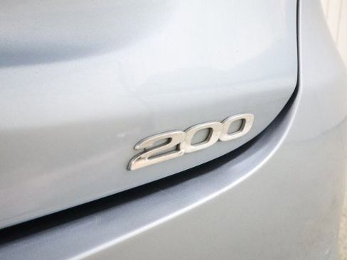 Used 2015 Chrysler 200 Limited image 20