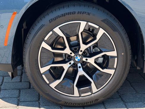 New 2026 BMW X3 xDrive30i w/ Premium Package AWD/4WD image 13