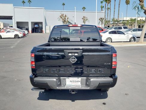 New 2026 Nissan Frontier SV w/ Tow Package AWD/4WD image 17