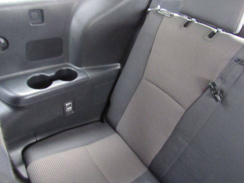 Used 2023 Toyota Highlander L FWD image 40
