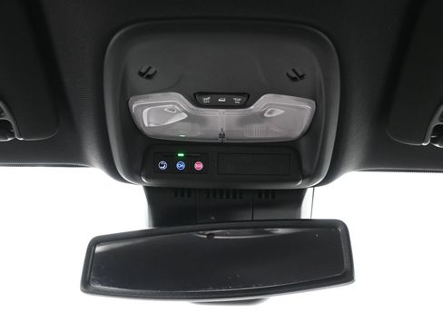 Used 2024 GMC Canyon AT4 w/ Technology Package AWD/4WD image 27