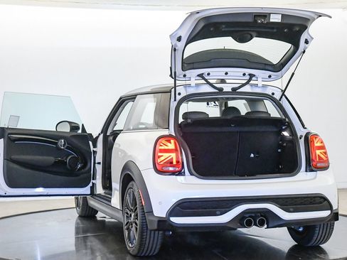 Certified 2024 MINI Cooper S FWD image 26