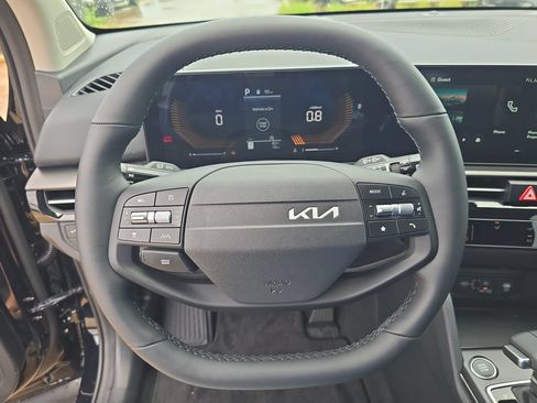 New 2026 Kia Sportage LX FWD image 28
