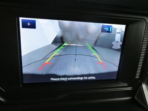 Used 2023 Ford Bronco Badlands image 17