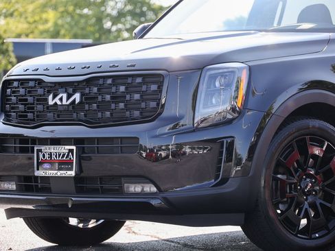 Used 2022 Kia Telluride SX w/ SX Prestige Package AWD/4WD image 16