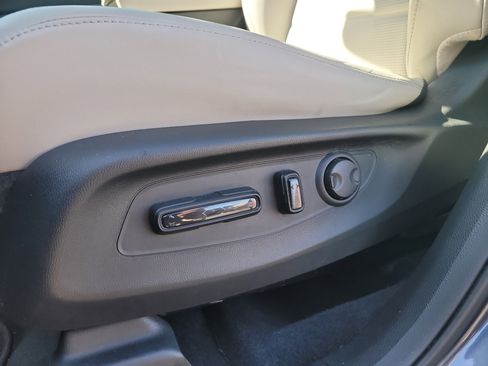 Used 2024 Honda CR-V EX-L image 18