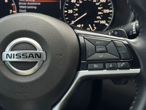 Used 2020 Nissan Altima 2.5 SR FWD image 32