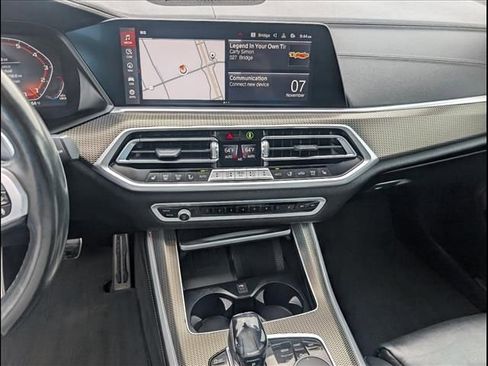 Used 2020 BMW X5 M50i w/ Premium Package image 10