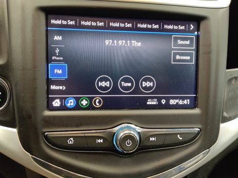 Used 2020 Chevrolet Sonic LT FWD image 25