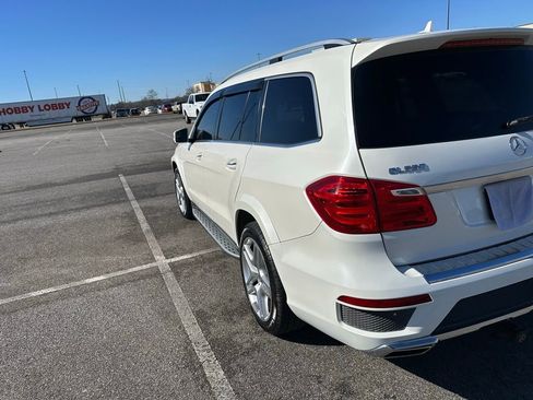 Used 2013 Mercedes-Benz GL 550 4MATIC image 5