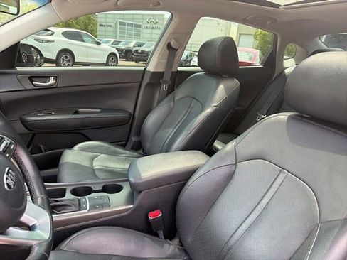 Used 2020 Kia Optima SE FWD image 18