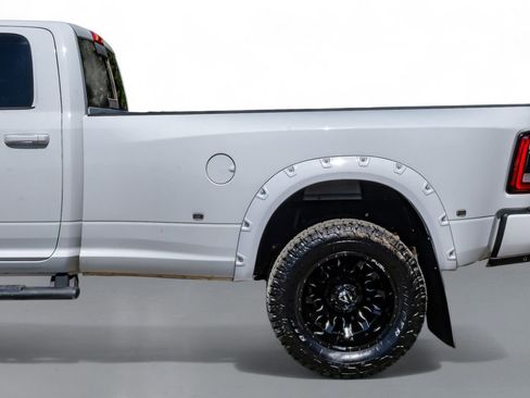 Used 2024 RAM 3500 Laramie w/ Night Edition image 11