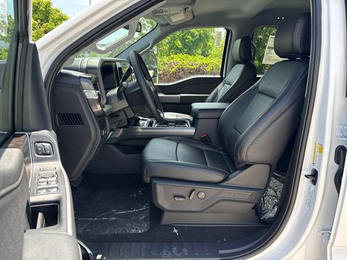 New 2026 Ford F250 Lariat w/ Black Appearance Package AWD/4WD image 29