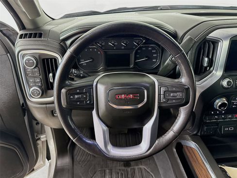 Used 2021 GMC Sierra 1500 SLT image 12
