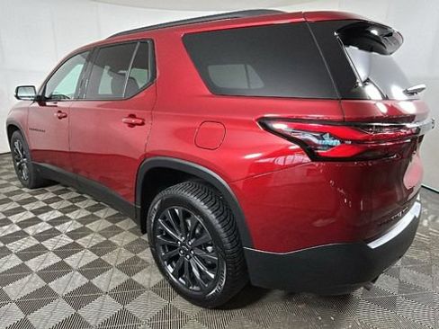 Used 2023 Chevrolet Traverse RS AWD/4WD image 5
