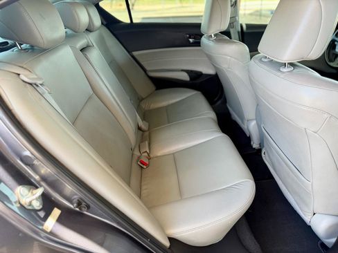 Used 2018 Acura ILX FWD image 13