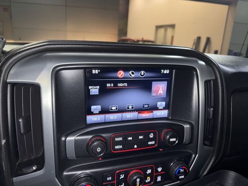 Used 2015 GMC Sierra 1500 SLE image 18